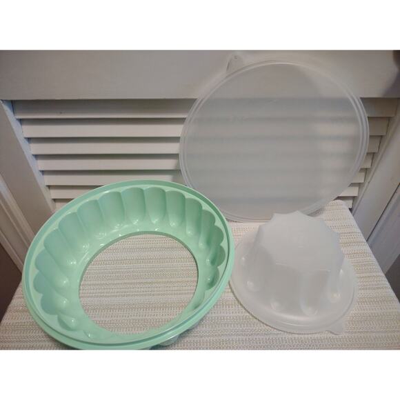Vintage TUPPERWARE 3 Piece Jello Mold Ice Ring Mint Green 1201-2 - Picture 5 of 5